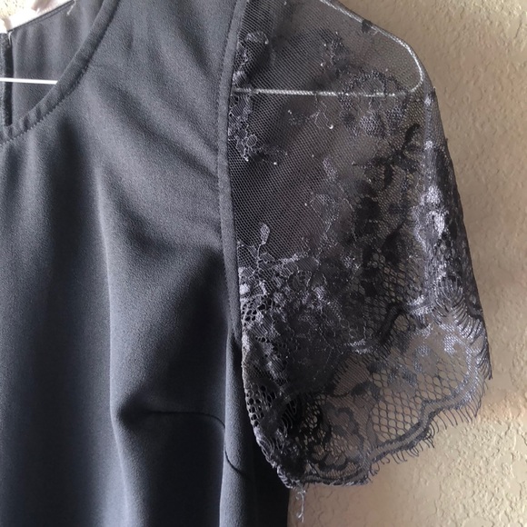 41 Hawthorne Gray Blouse with Lace Short-Sleeves - Picture 2 of 4